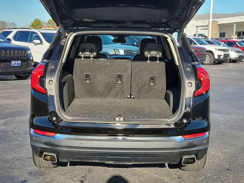 Used 2019 GMC Terrain SLT w/ Preferred Package image 8