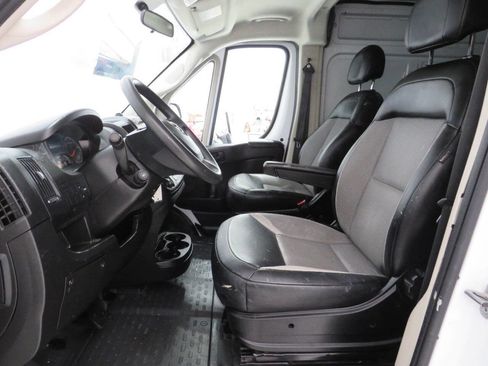 Used 2021 RAM ProMaster 2500 FWD image 9