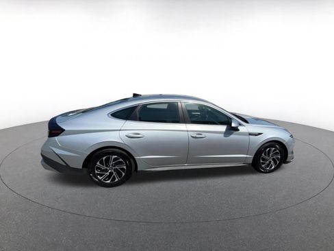 Used 2026 Hyundai Sonata Blue FWD image 15
