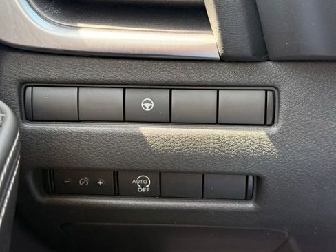 Certified 2023 Nissan Rogue SV AWD/4WD image 31
