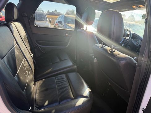 Used 2010 Ford Escape Limited image 15