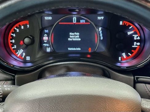 Used 2021 Dodge Durango R/T w/ Technology Group RWD image 12