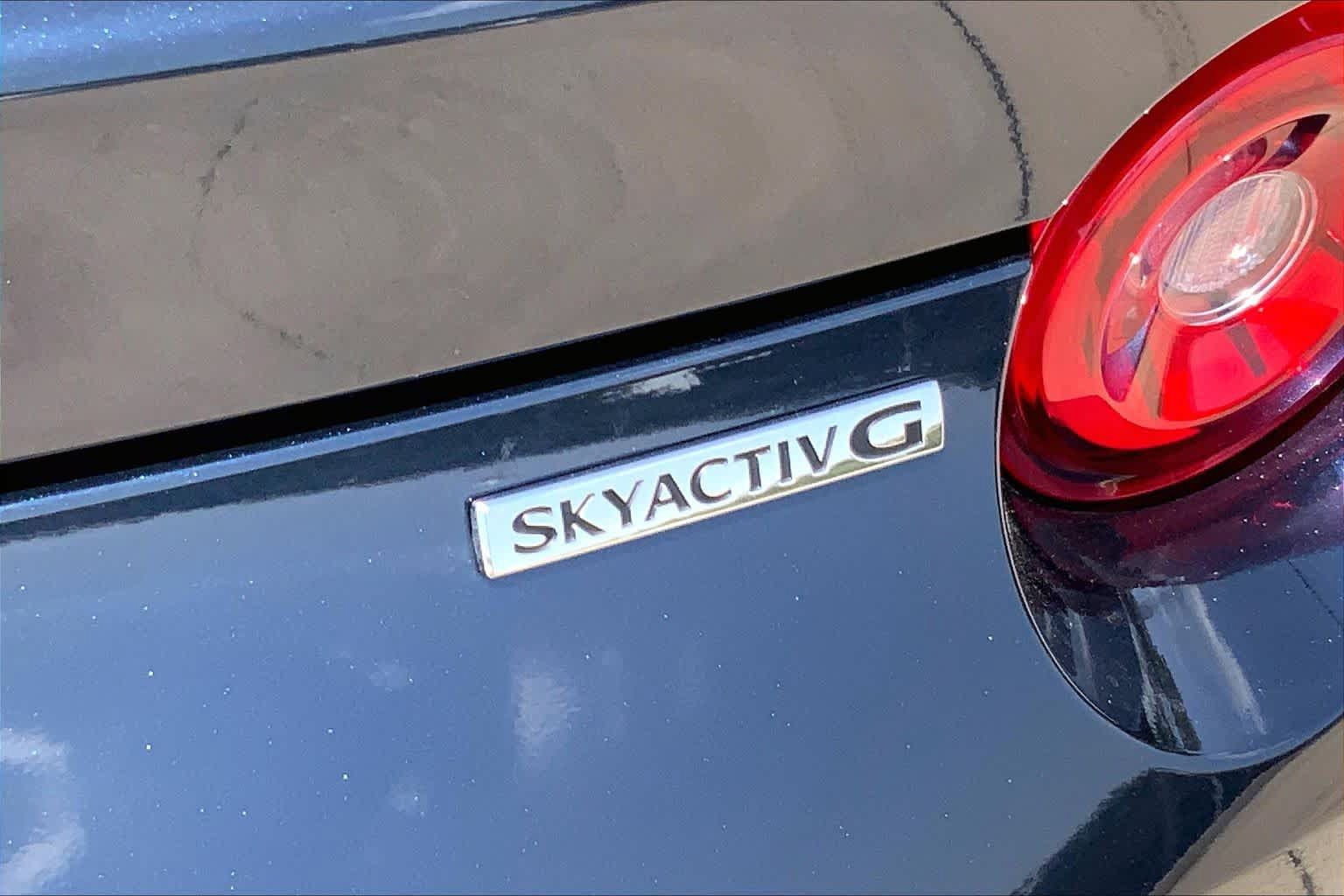 Used 2025 MAZDA MX-5 Miata RF Grand Touring RWD image 9