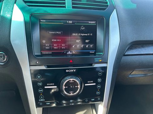 Used 2013 Ford Explorer Limited image 16