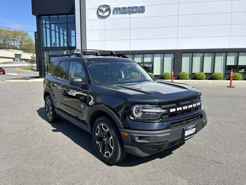 Used 2022 Ford Bronco Sport Outer Banks AWD/4WD image 2
