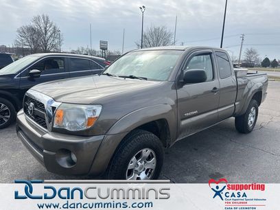 Used 2011 Toyota Tacoma PreRunner w/ SR5 Pkg #2