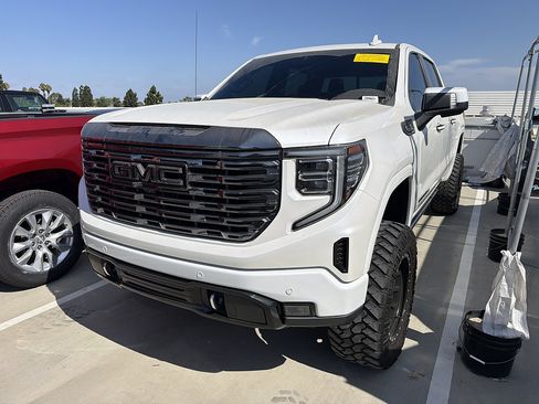 Used 2024 GMC Sierra 1500 Denali Ultimate AWD/4WD image 2