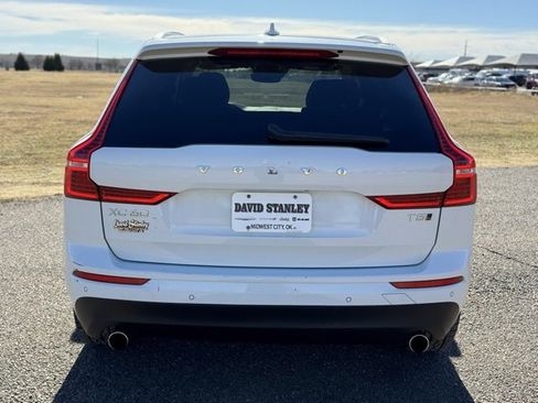 Used 2020 Volvo XC60 T5 Momentum w/ Protection Package image 5