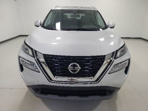 Used 2021 Nissan Rogue SV w/ Premium Package AWD/4WD image 9