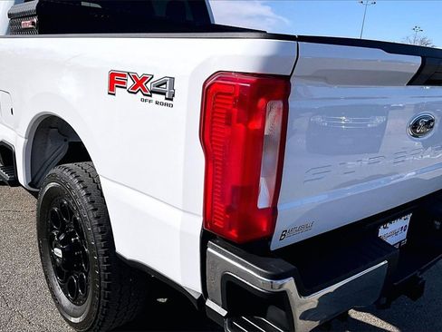 Used 2023 Ford F250 XL w/ FX4 Off-Road Package image 28