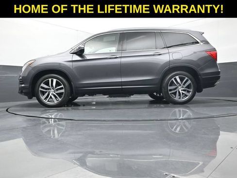 Used 2017 Honda Pilot Touring image 48