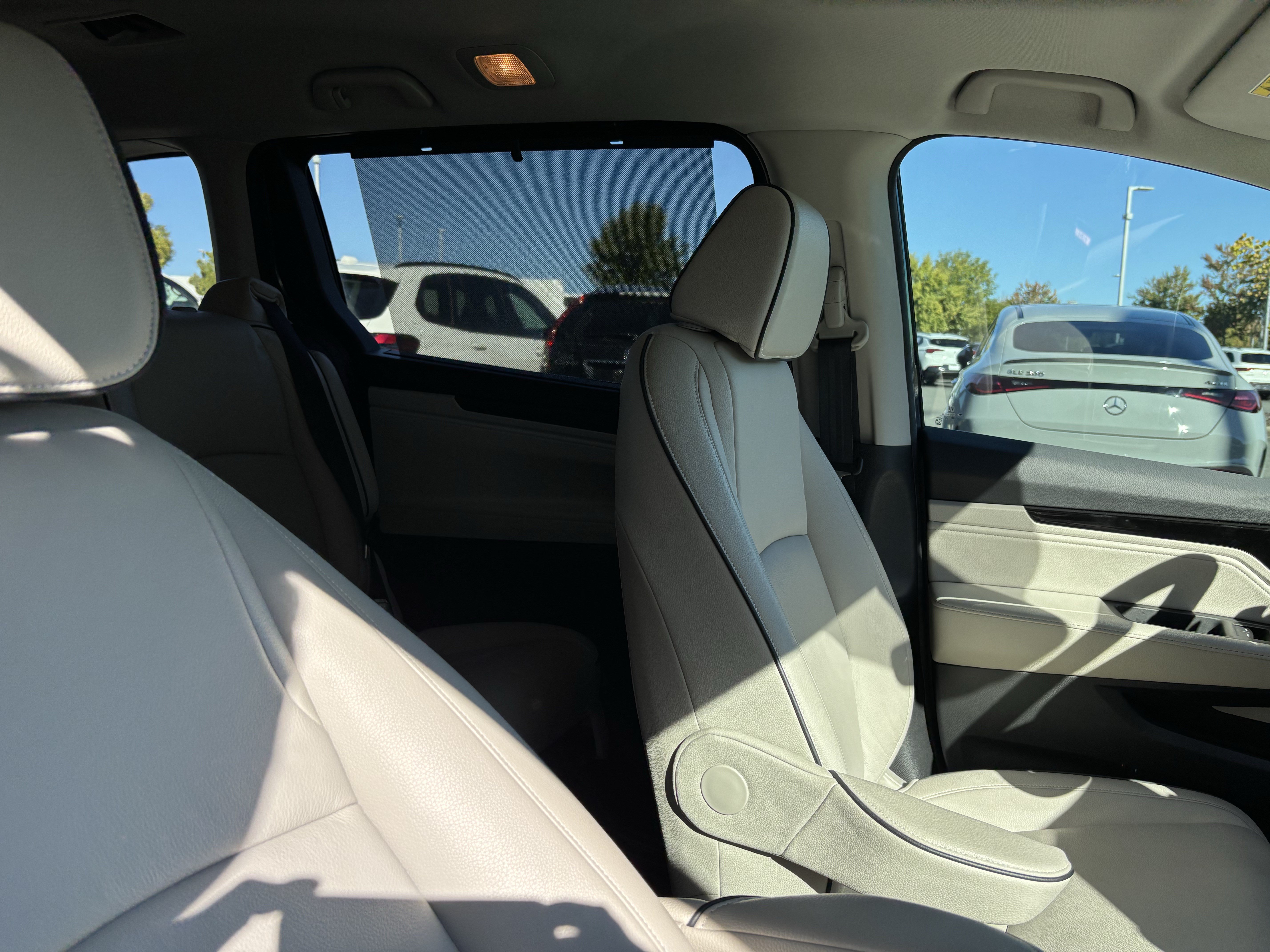 Used 2025 Honda Odyssey Touring image 35