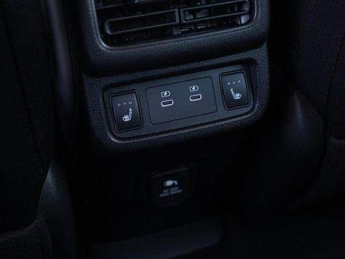 New 2026 Nissan Leaf Platinum+ w/ Cargo Package (Platinum+) image 24