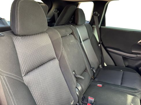 Used 2023 Mitsubishi Outlander ES image 18