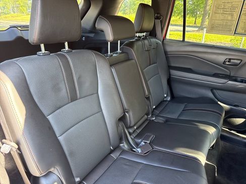 Used 2022 Honda Passport TrailSport image 34