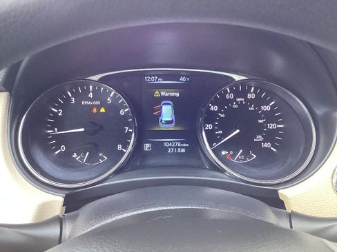 Used 2016 Nissan Rogue SV image 15