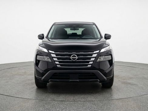 Used 2025 Nissan Rogue SV FWD image 2