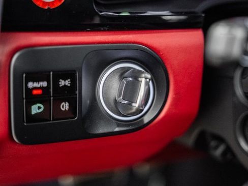 Used 2021 Porsche Cayenne Turbo image 44