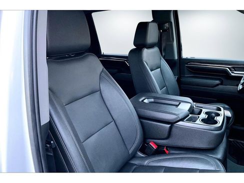 Used 2024 Chevrolet Silverado 3500 LTZ image 26