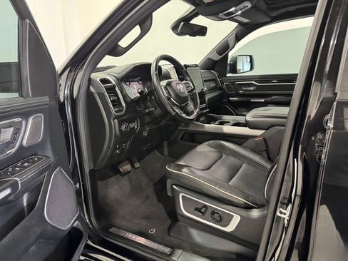 Used 2020 RAM 1500 Laramie AWD/4WD image 14
