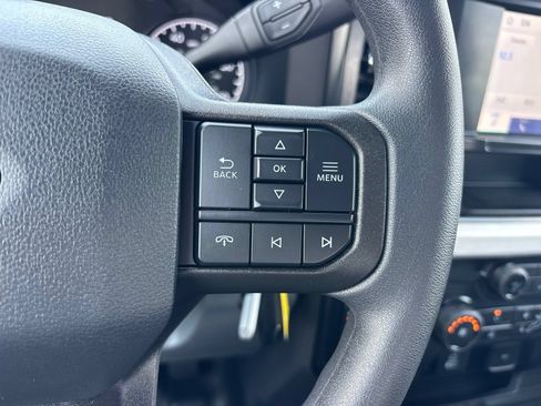 Used 2025 Ford F250 XL AWD/4WD image 24
