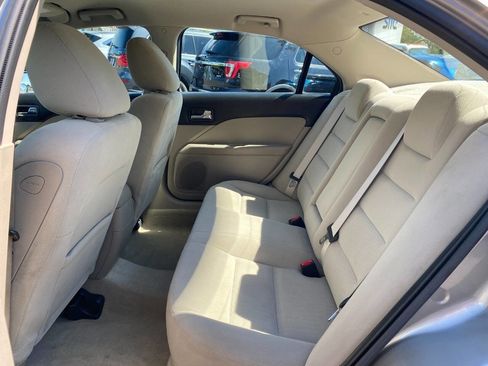 Used 2009 Ford Fusion SE FWD image 19