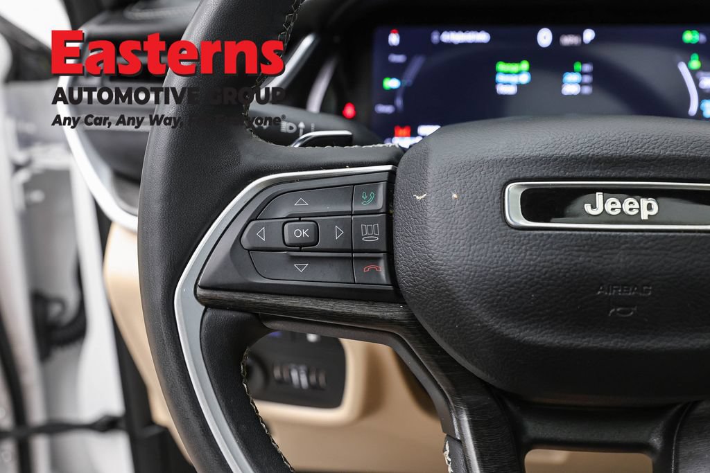 Used 2024 Jeep Grand Cherokee Limited 4xe AWD/4WD image 16