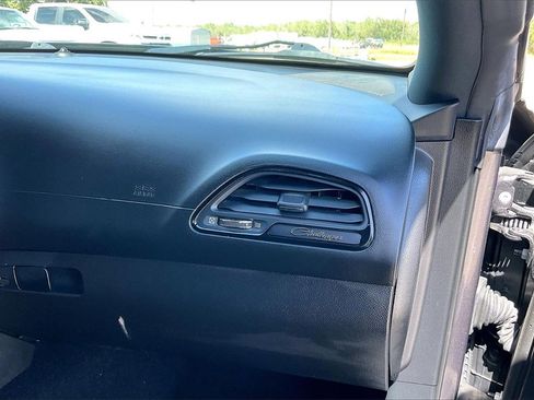 Used 2022 Dodge Challenger R/T w/ Plus Package image 21