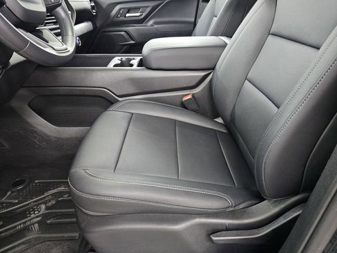 Used 2024 Chevrolet Silverado EV W/T AWD/4WD image 15