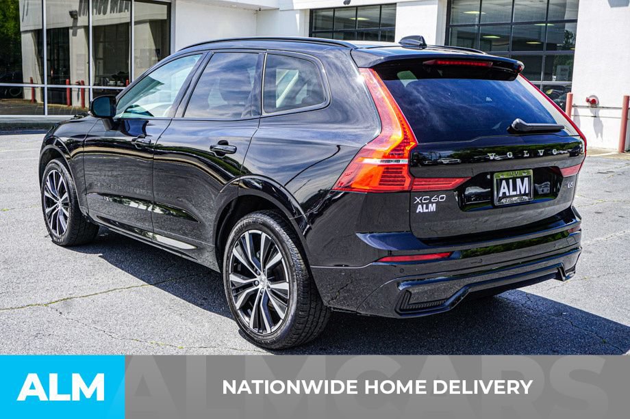 Used 2024 Volvo XC60 B5 Plus AWD/4WD image 4