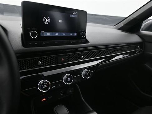 Used 2023 Honda Civic Sport image 11