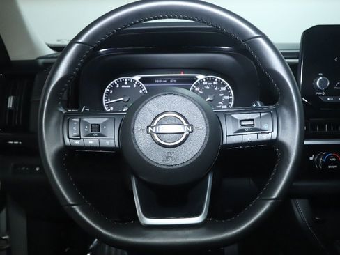 Certified 2025 Nissan Pathfinder SV FWD image 22