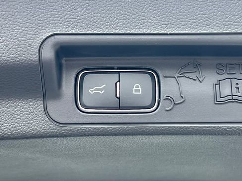 New 2026 Ford Explorer Active w/ Active Comfort Package AWD/4WD image 43