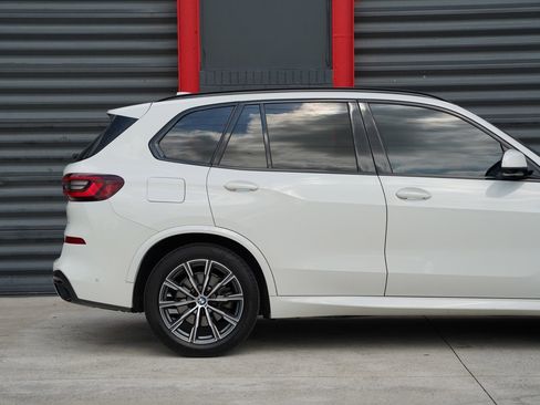 Used 2022 BMW X5 sDrive40i w/ M Sport Package RWD image 4