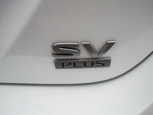 Certified 2025 Nissan Leaf SV Plus image 29