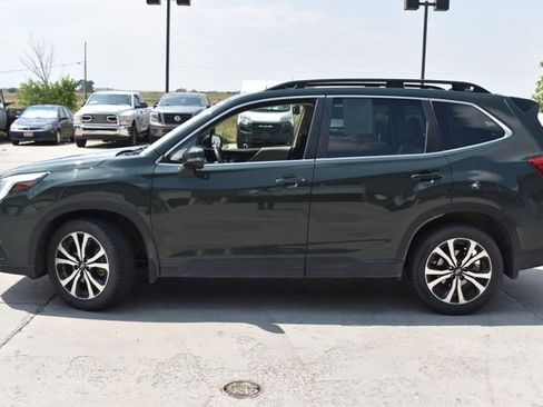Used 2024 Subaru Forester Limited AWD/4WD image 8