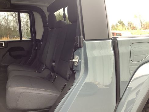 New 2026 Jeep Gladiator Willys AWD/4WD image 30