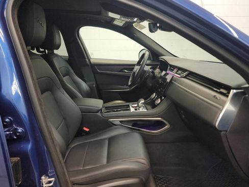 Used 2023 Jaguar F-PACE S image 7