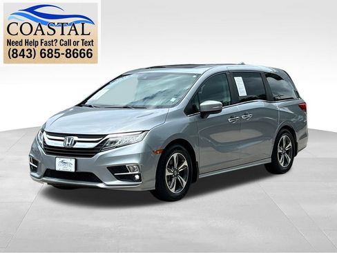 Used 2018 Honda Odyssey Touring image 1