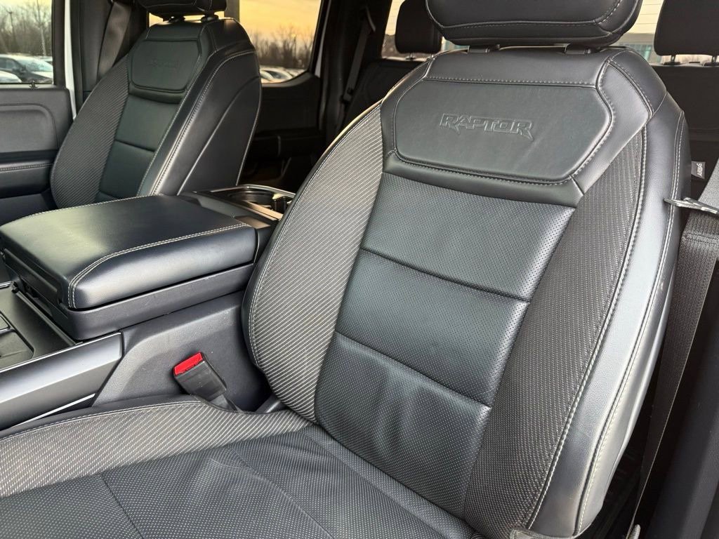 Used 2022 Ford F150 Raptor w/ Convenience Package AWD/4WD image 17