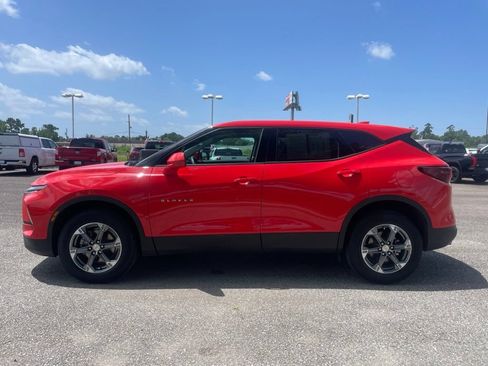 Used 2026 Chevrolet Blazer LT FWD image 5