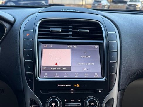 Used 2019 Lincoln Nautilus Reserve image 11