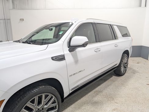 Used 2026 GMC Yukon XL Denali Ultimate w/ LPO, Floor Liner Package AWD/4WD image 7