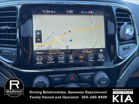 Used 2020 Jeep Grand Cherokee Limited image 11