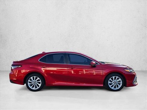 Used 2024 Toyota Camry LE w/ Convenience Package FWD image 4