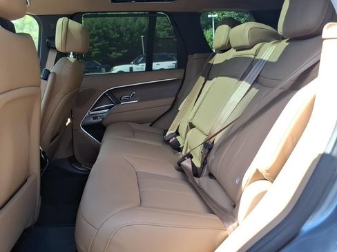 New 2027 Land Rover Range Rover SE AWD/4WD image 14
