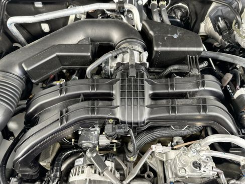 Used 2023 Subaru Outback Limited image 31