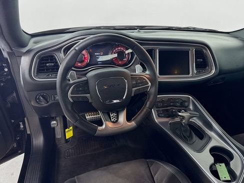 Used 2015 Dodge Challenger SRT Hellcat RWD image 23