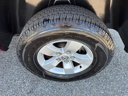 Used 2019 RAM 1500 Classic SLT image 49