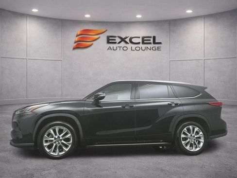 Used 2022 Toyota Highlander Limited image 36